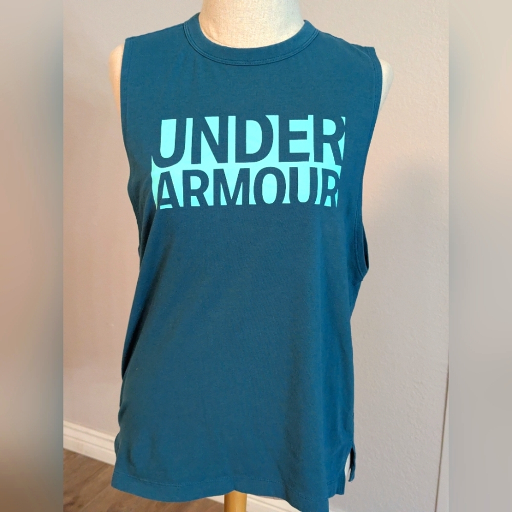 Under Armour Blue Sleeveless Tank Top size M
